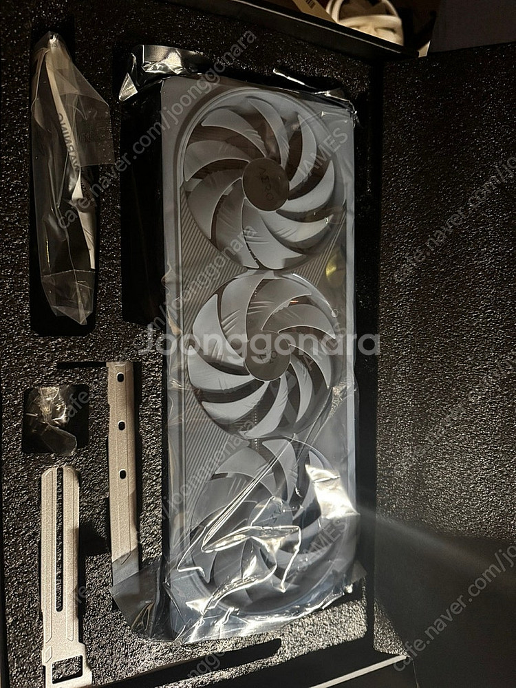 기가바이트 RTX4080 Super Aero OC 16...--0