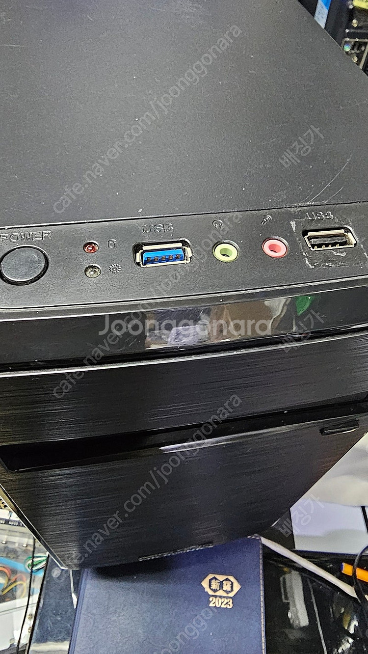중고컴퓨터 본체 i5 4460,240GB,GT530,8...--2