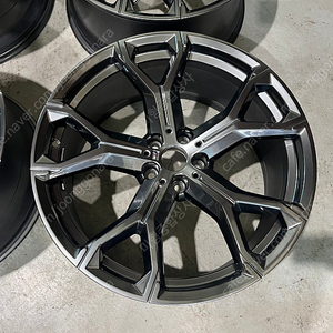 [용인 미형상사] BMW X6 741M 21인치 순정 고스트크롬 휠