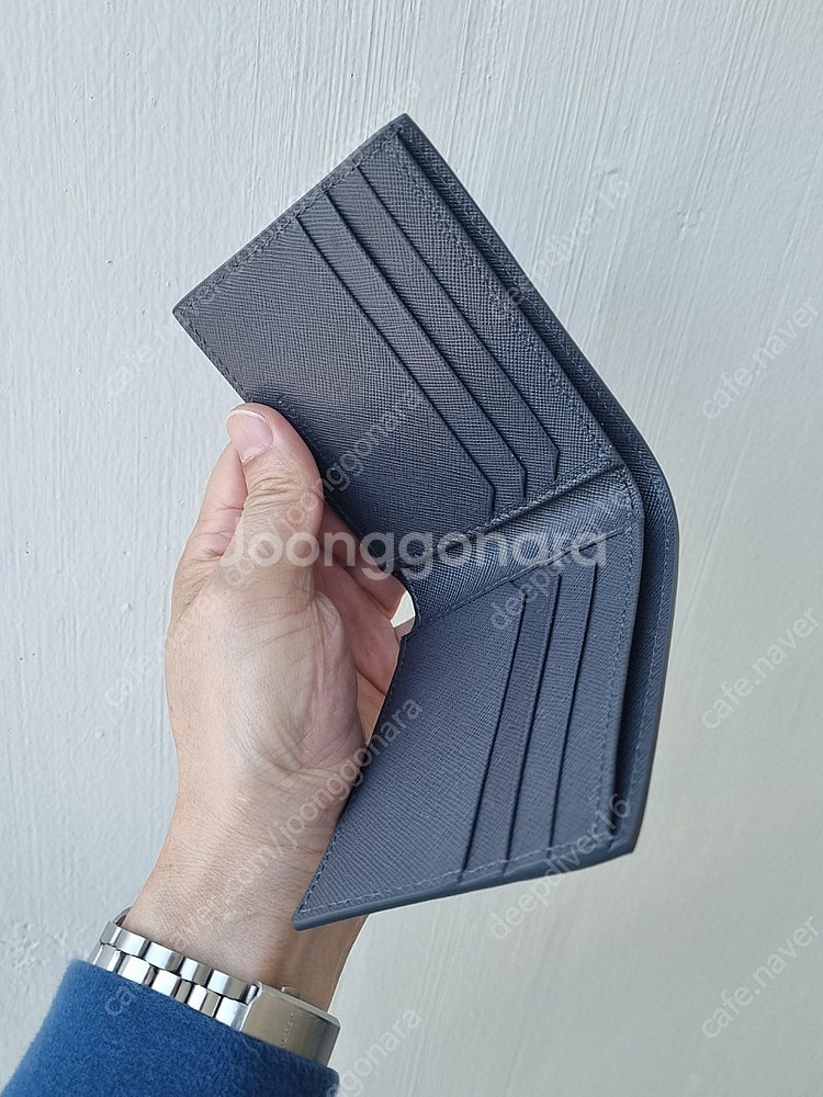 몽블랑 사토리얼 남성반지갑 6cc 그레이--0
