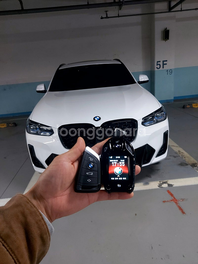 BMW X6 23년식 고급형 LCD 디스플레이키 개조 ...--1