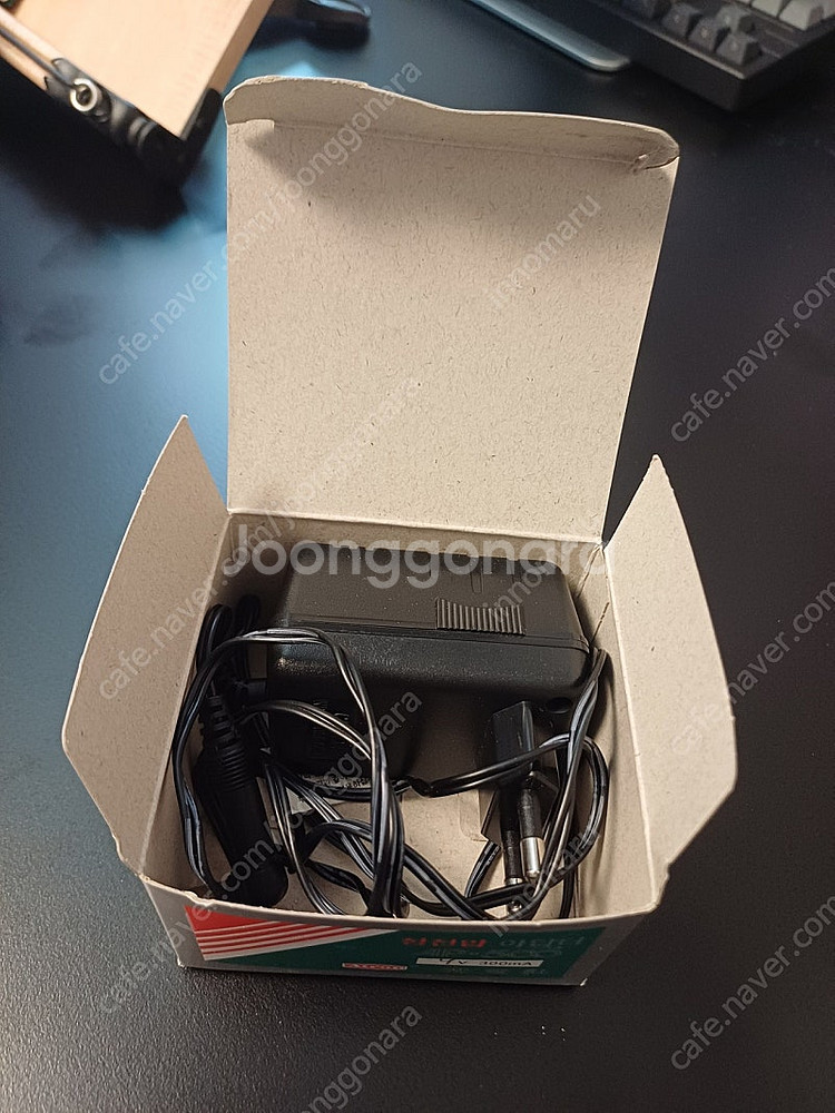 안전사 정전압 아답터 9v 300ma (극성변환형)--1
