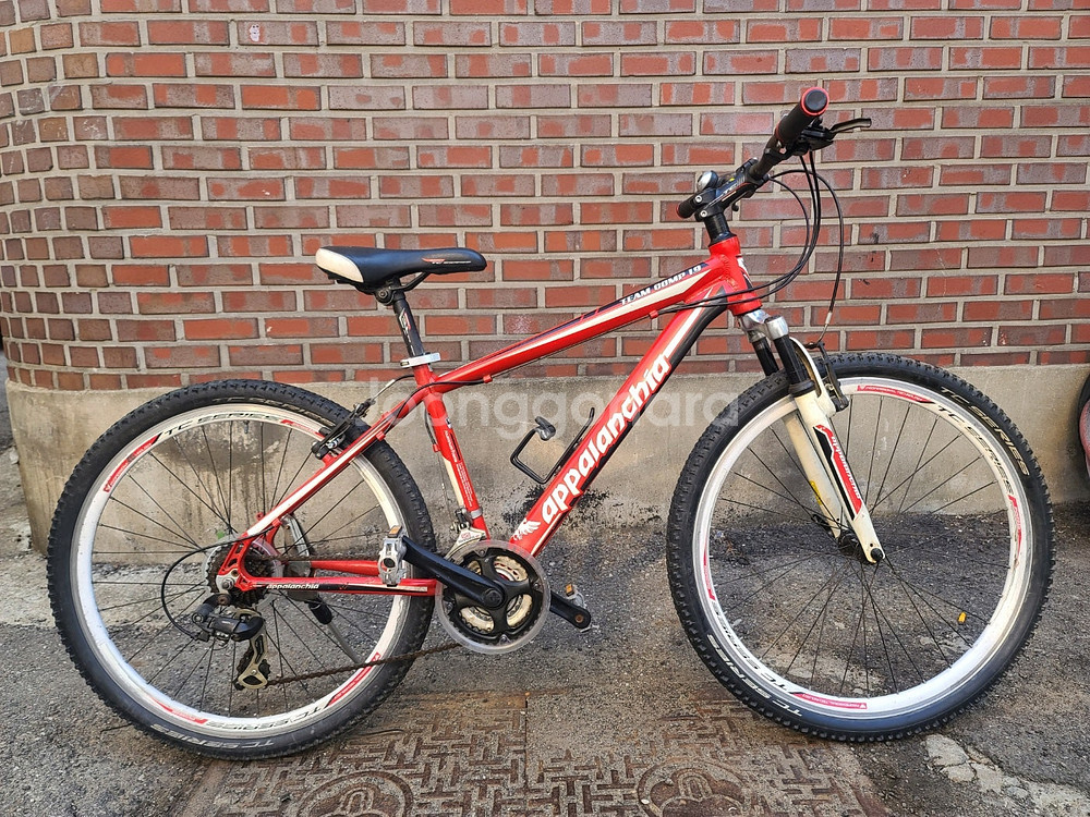 정비 마친 중고자전거 저렴하게 팝니다--9