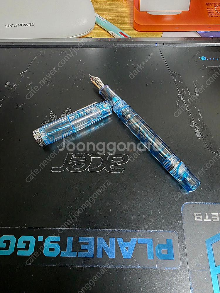 나왈 오리지널 블루 판년필 b닙 판매합니다.--0