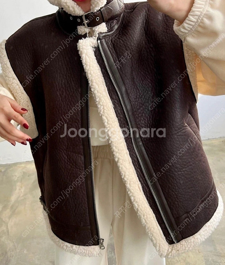 블랙바비 양털 무스탕 조끼 베스트 러브미우 제이핏 벨201 진바니 탑드레싱 레브시티 러브바니 아델 엘보스퀘 미엔느--3