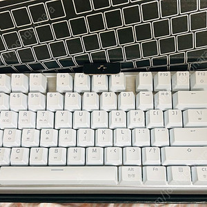 (스테빌 수평, 윤활O)커세어 K70 PRO TKL MGX 화이트 팝니다