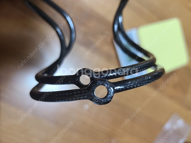 초경량 카본 물통케이지 6g 팝니다 (알피튜드 스타일)--2