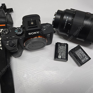 소니 DSLR SONY 알파 7 III (A7M3) (ILCE-7M3) SONY 렌즈 FE 24-70mm F2.8 GM (업무폰 / 주말 연락불가)