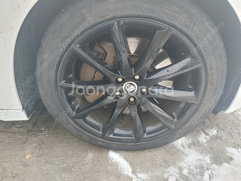 재규어 xj 19인치 순정휠 타이어 pcd 108 재규...--2