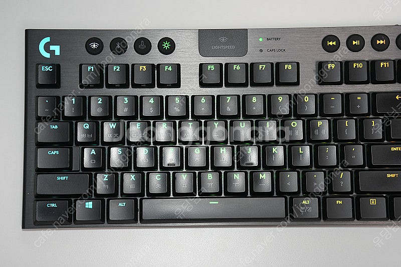 로지텍 G913 TKL 블랙 갈축--9