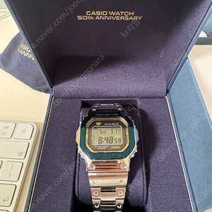 카시오 50주년 GMW-B5000SS-2DR 중고판매합니다