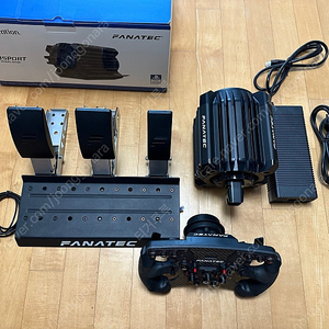 파나텍 클럽스포츠 DD 플러스 (15Nm), 포뮬러 V2.5X 휠, CSL 3 페달 (로드셀 포함) 팝니다