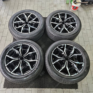 [ 정품 ] BMW X3 X4 887M 순정 19인치 휠 타이어 조합 팝니다.