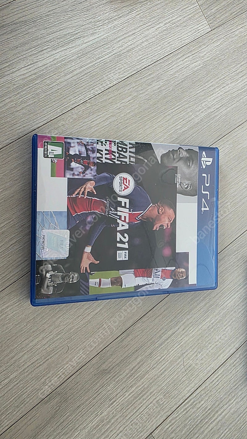 ps4 타이틀 fifa21 신품급 판매합니다.