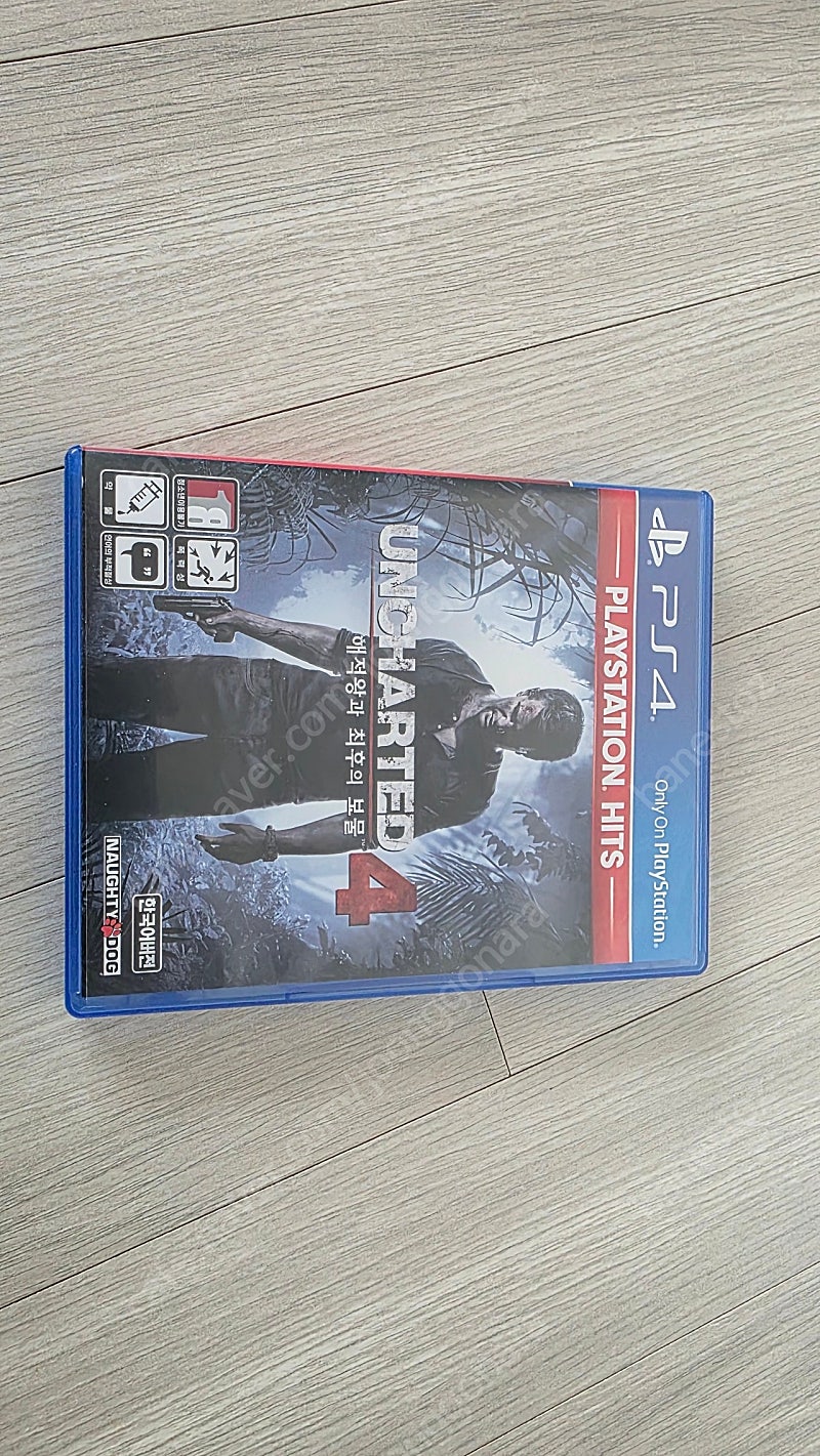 ps4 타이틀 언차티드 4 해적왕과 최후의 보물 판매 합니다.