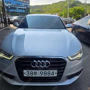 15년식 뉴아우디 A6 50TFSI 콰트로 휘발유 오토 팔아요 보증가능950만원 전액할부가능