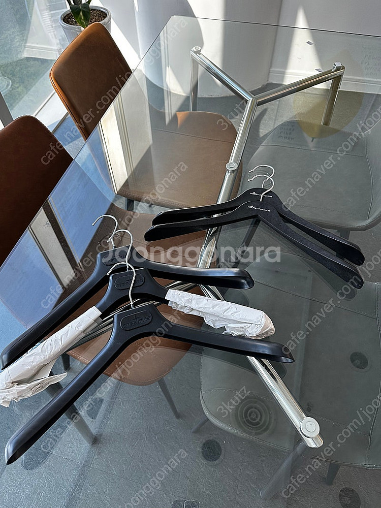 [정품] 몽클레어 옷걸이, 스톤아일랜드 옷걸이 무스너클--1