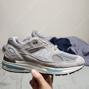 뉴발란스991v2 그레이 270 풀박스 상태a급 4월22일 크림 구매