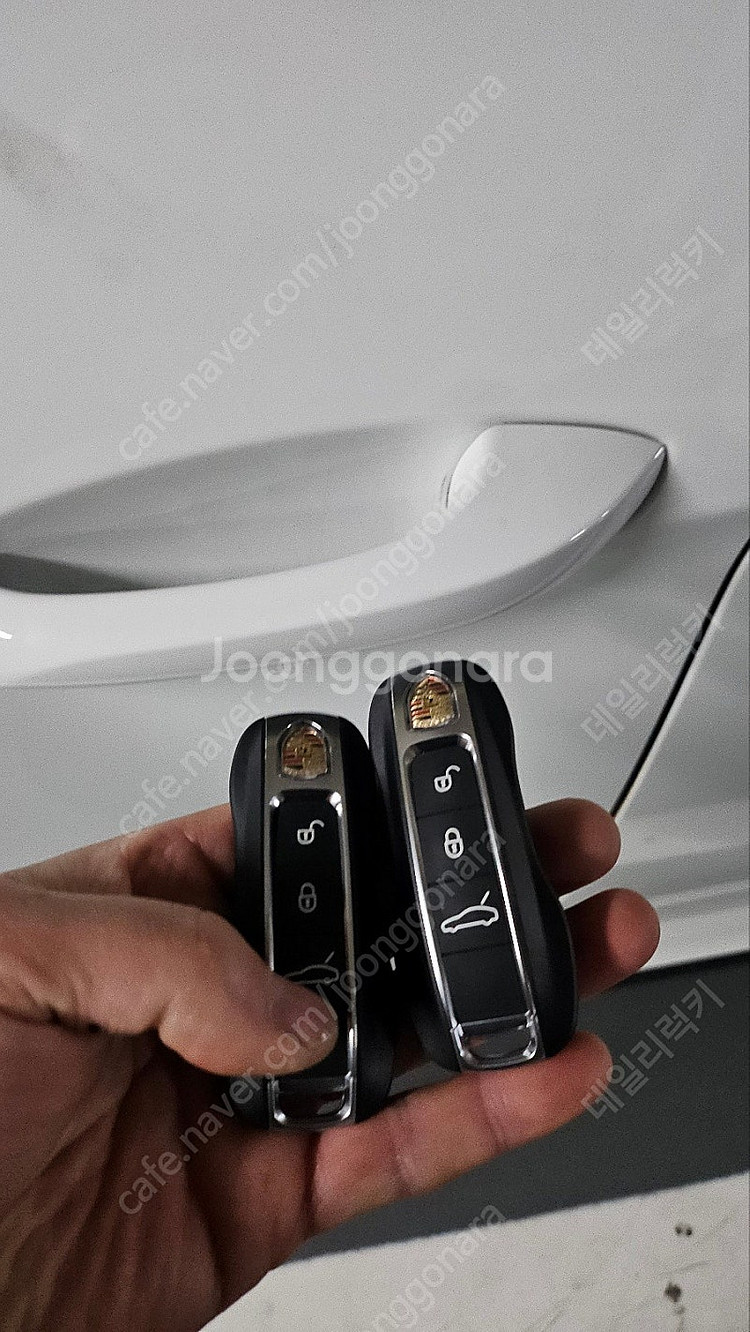포르쉐 파나메라4 스마트키 2개 키복사 추가 제작 스페...--4