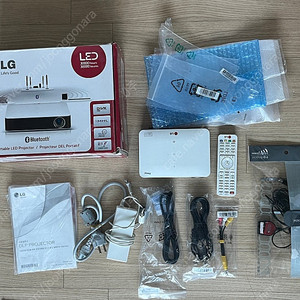 LG 미니빔 프로젝터 PW-700