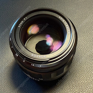보이그랜더 50mm f1.0 니콘 z마운트 판매합니다.