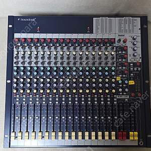 Soundcraft 16채널 믹서기