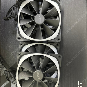 NZXT RGB 140MM+아틱 RGB 140MM