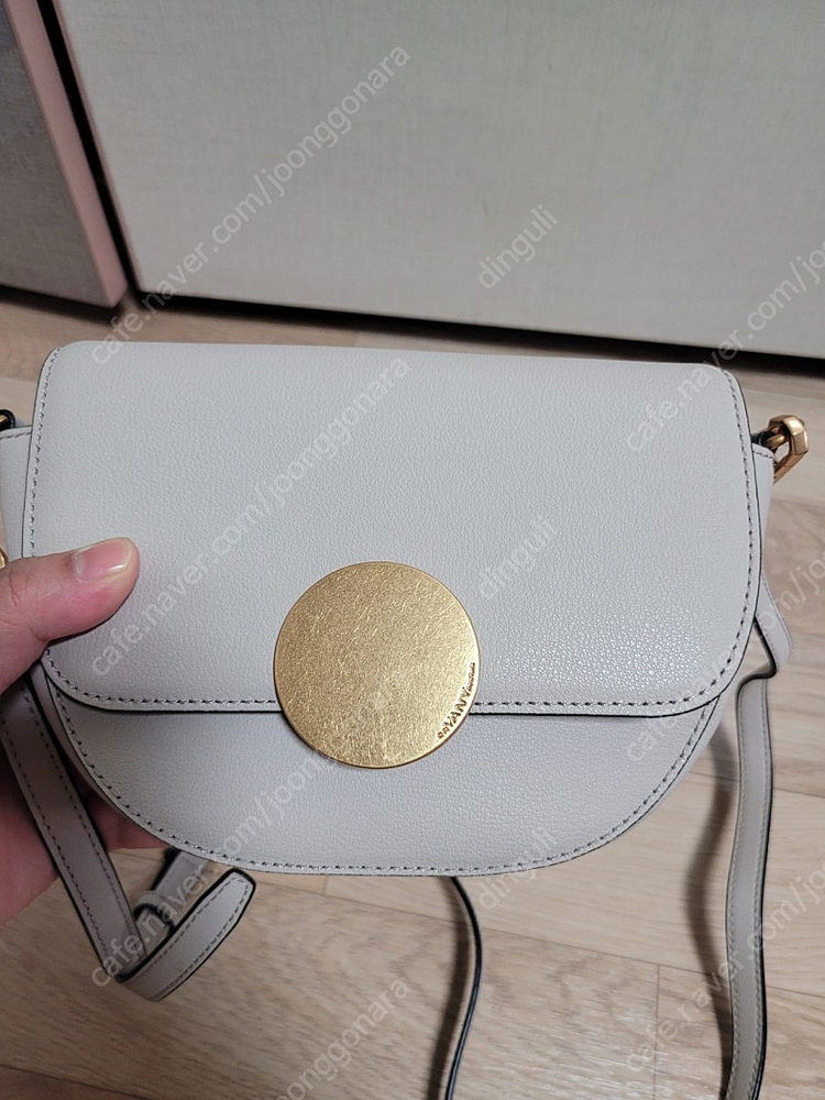 오야니 새들백 팝니다 이미지