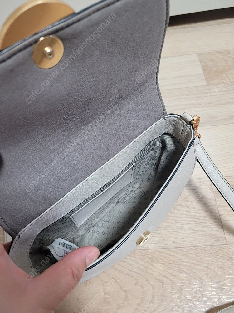 오야니 새들백 팝니다 이미지