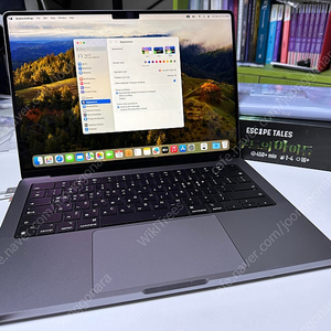 맥북프로 M3 14인치 스페이스그레이 신품급 8GB/512GB 25년 7월 보증