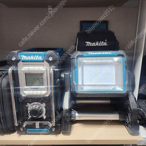 마끼다 랜턴 dml 811