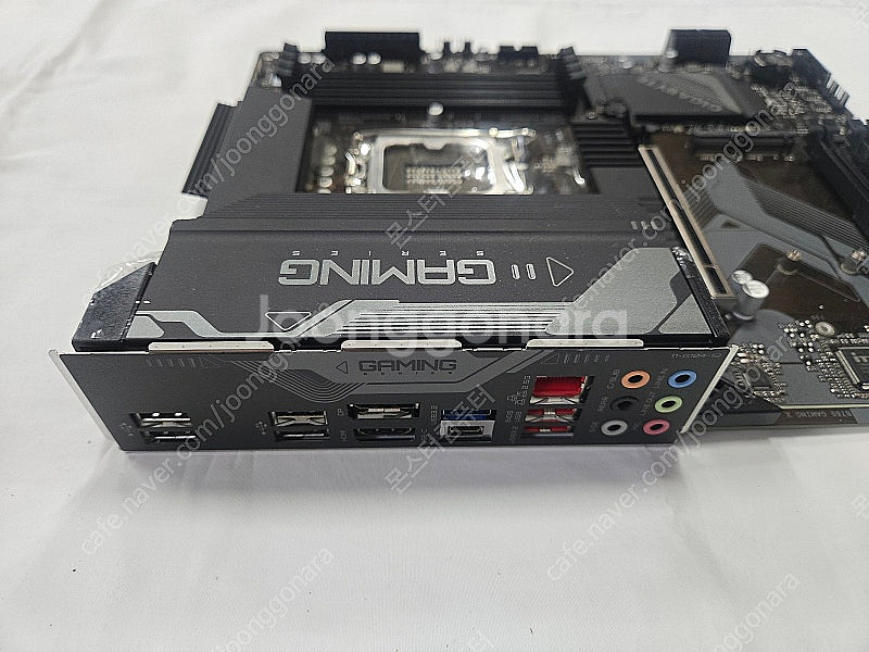 기가바이트 GIGABYTE B760 GAMING X--1