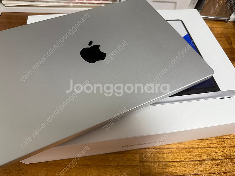 맥북프로 M1 pro 실버 고급형 1TB--1
