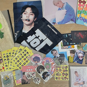 몬스타엑스 판타지아 앨범 / 몬엑 팬콘 굿즈 비공 물품 몬엑 포카 슬로건 증사 그립톡 etc