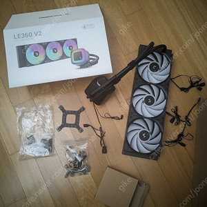 딥쿨 DEEPCOOL LE360 V2 ARGB, JONSBO TH-360 LCD 수랭 쿨러