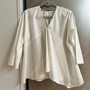 Orr 오르 플레어 블라우스 화이트 택달린 새상품