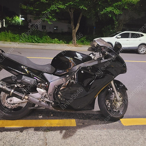 cbr1100xx 97년식 소장용 바이크 판매합니다