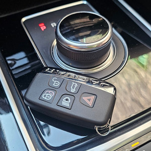 [판매] 재규어 E-PACE, F-TYPE, XE, XF, XJ 차량키 예비분 스페어키 추가 복사제작, 차량 인식 등록 전국출장 방문출동 제작진행 가능