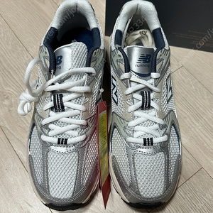 뉴발란스 530 스틸그레이 240mm MR530KA