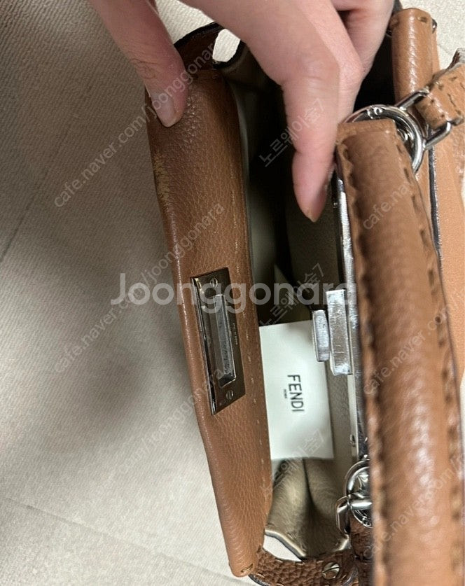 펜디 셀러리아 피카부 펜디백--2