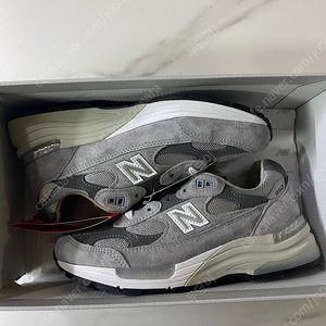 [230] 뉴발란스 992 코어 그레이
