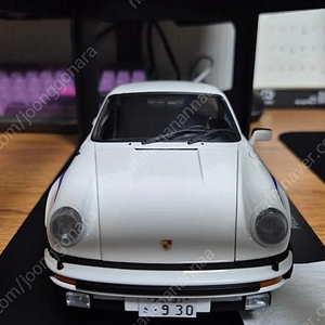 1:18 오토아트 포르쉐 930 교쇼 512TR 팝니다
