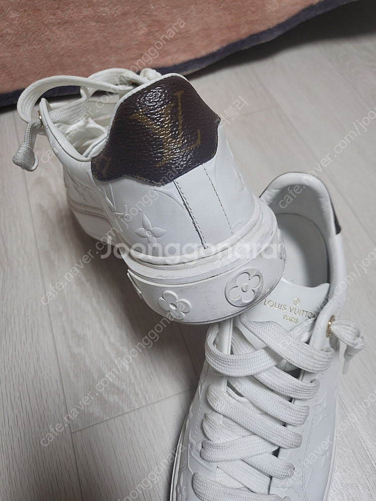 루이비통 여성 스니커즈 타임아웃 화이트 여자운동화 38사이즈--3