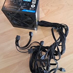 EVEREST 750W 중고파워 서플라이 /상태 좋음/ 2개정리