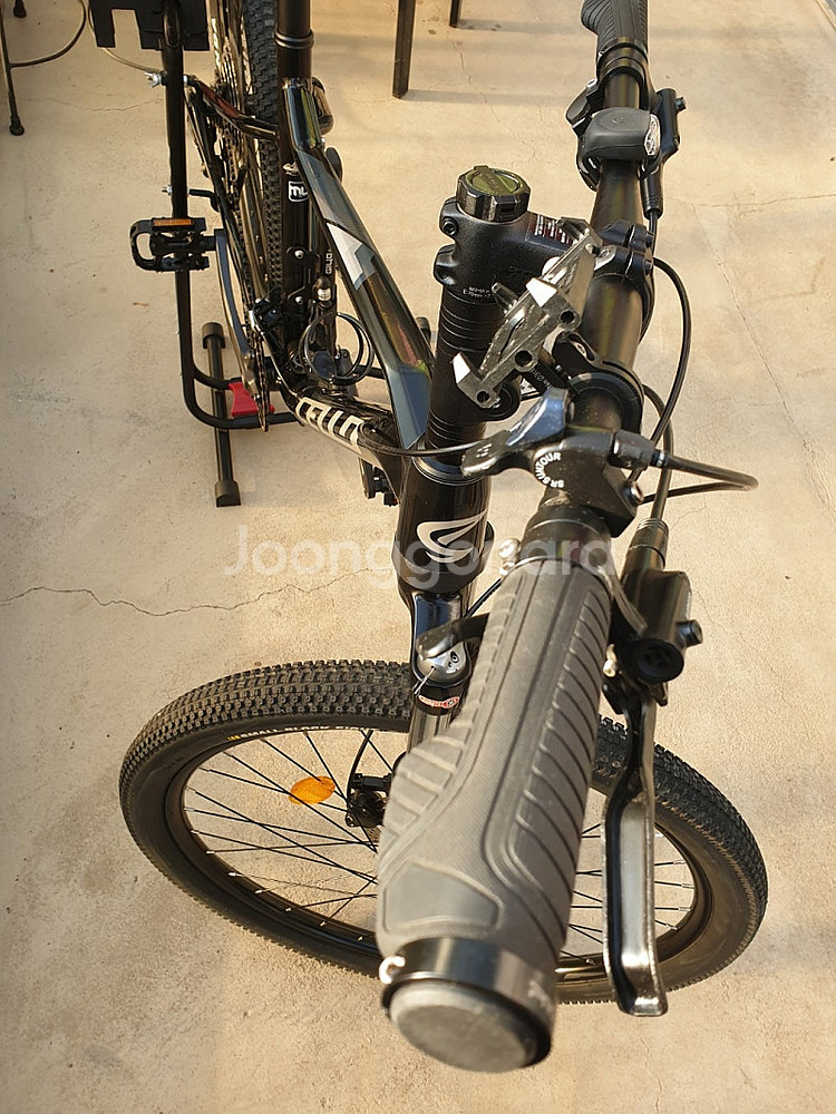 MTB 첼로 27.5 XC 10 (ML) 팝니다. (변...--0