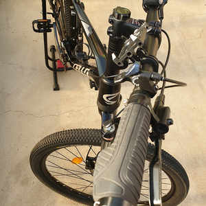 MTB 첼로 27.5 XC 10 (ML) 팝니다. (변속 시스템: 앞2×뒤11=22단)