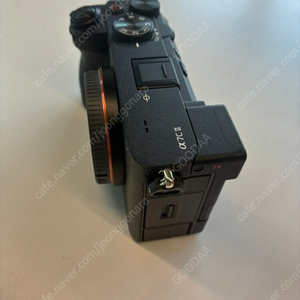 소니알파 A7C2 바디 판매합니다!