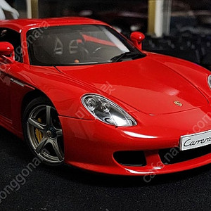 1:18 오토아트 포르쉐 카레라 gt 급처합니다(가격인하)