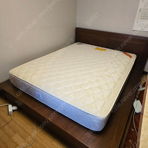 퀸사이즈 침대 팝니다