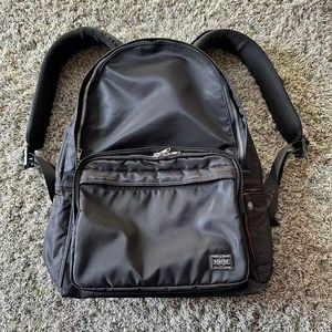 좌쓰 Porter Tanker Backpack 포터 탱커 백팩 블랙 / 그레이
